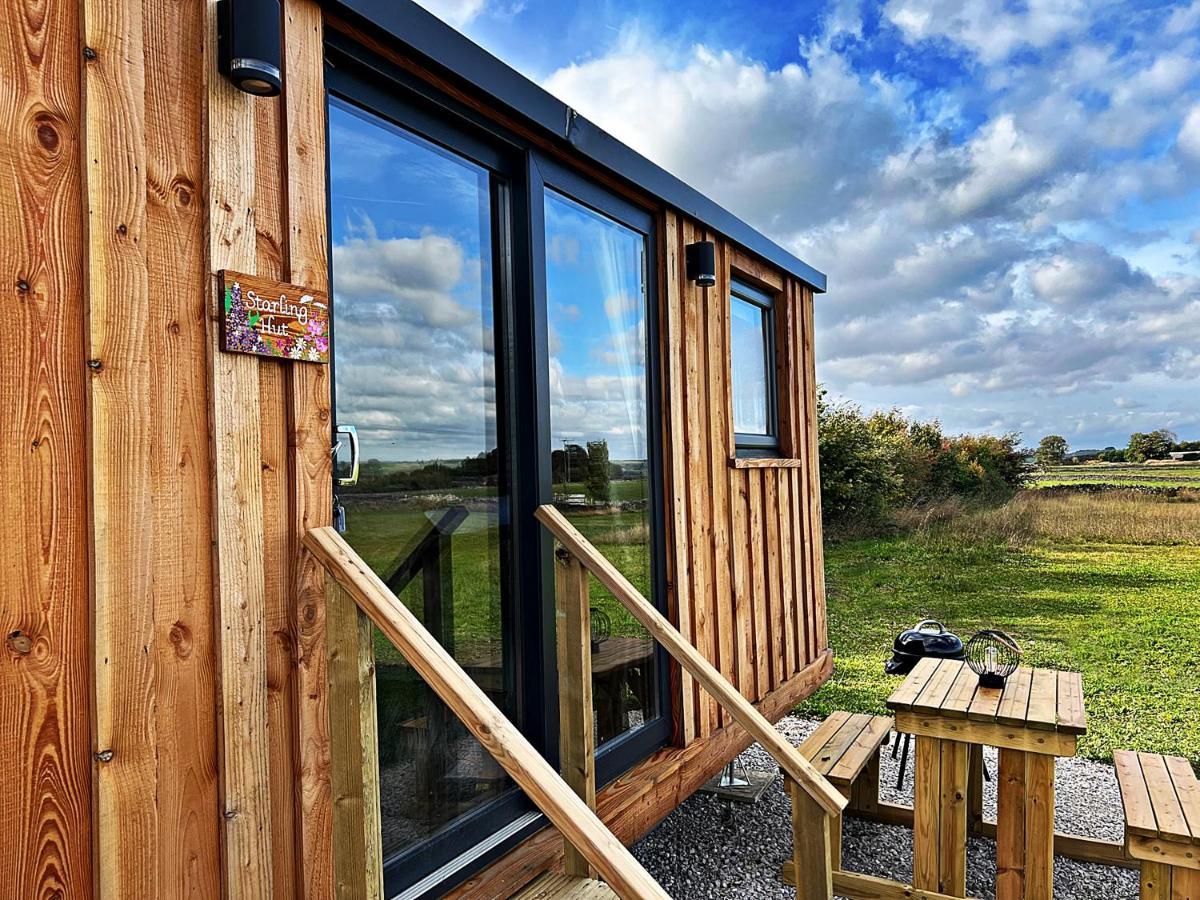 Luxury Shepherd Hut In The Peak District Bakewell Extérieur photo